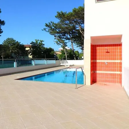 Apartment Swimming Pool And Fun In *