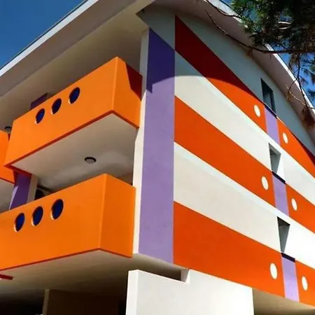 Apartment Swimming Pool And Fun In Bibione